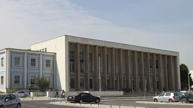 Лісабонський університет